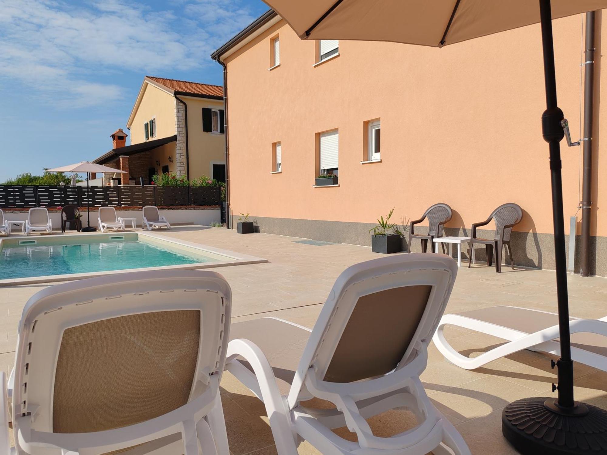 Apartments Oleander Lovrecica-Residence With Pool Dış mekan fotoğraf