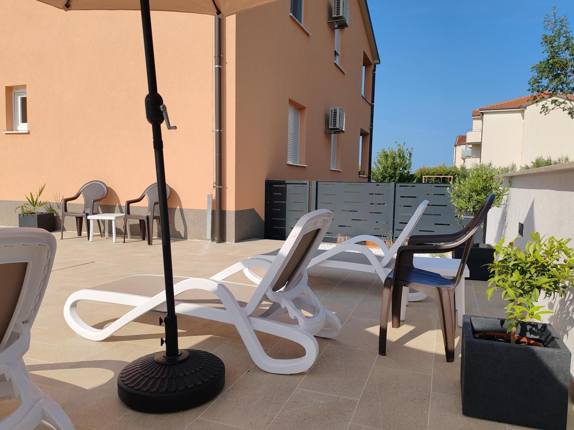 Apartments Oleander Lovrecica-Residence With Pool Dış mekan fotoğraf