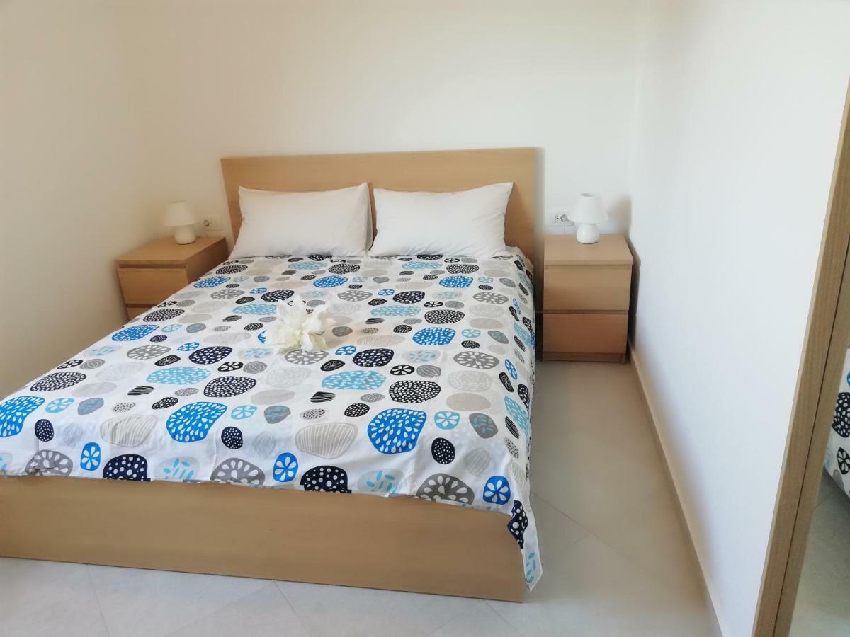 Apartments Oleander Lovrecica-Residence With Pool Dış mekan fotoğraf